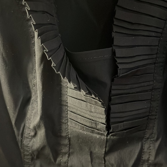 Pleated sleeve black Express work blouse, size small - Picture 4 of 6